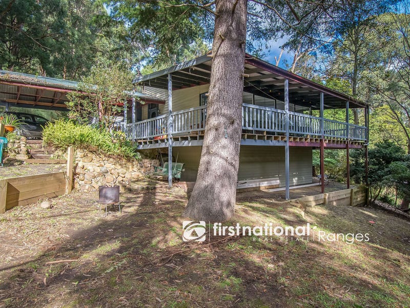 11 Argonne Parade, Selby, VIC 3159