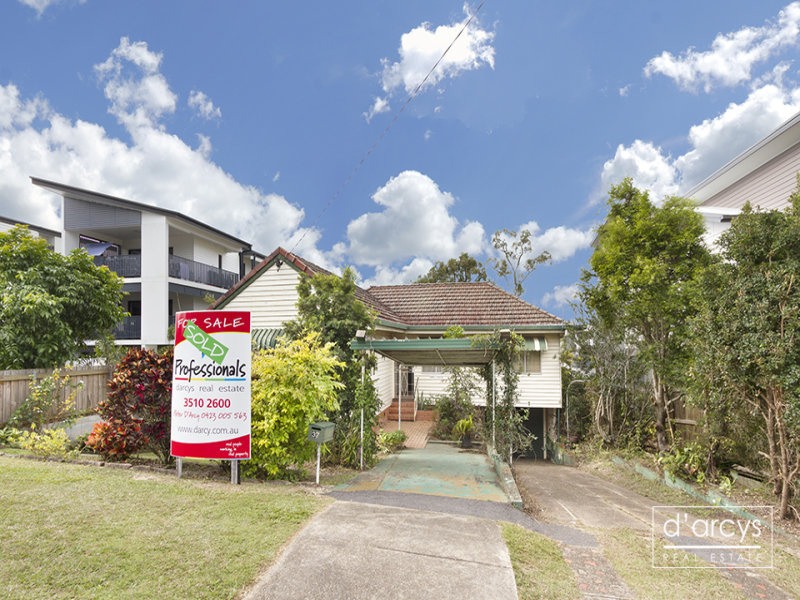 37 Dorset St, Ashgrove, Qld 4060 Property Details