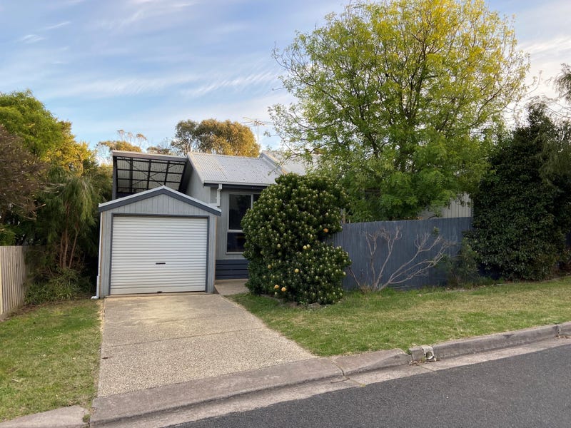 2/61 Torquay Boulevard, Jan Juc, VIC 3228