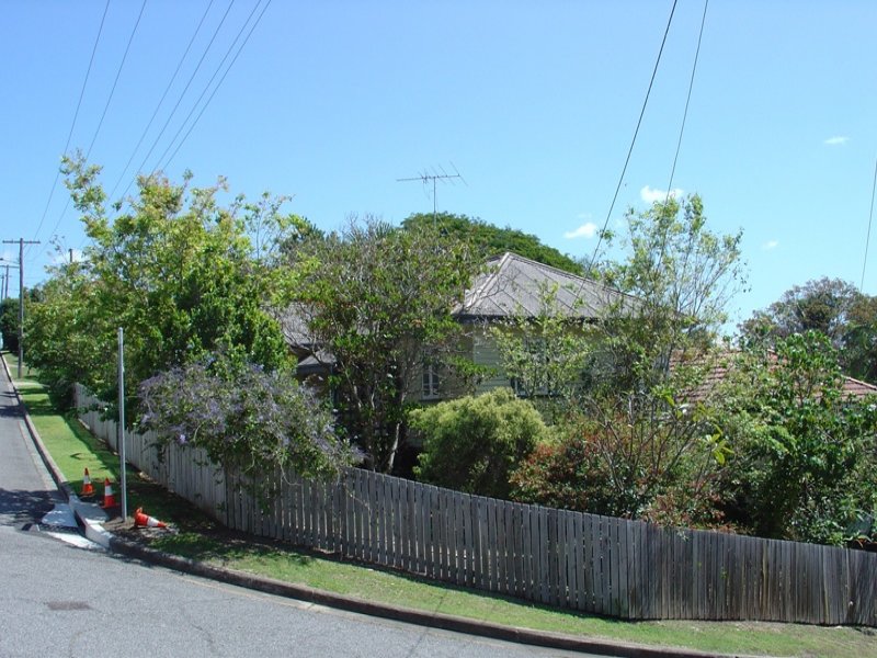 134 Gracemere St, Grange, Qld 4051 Property Details