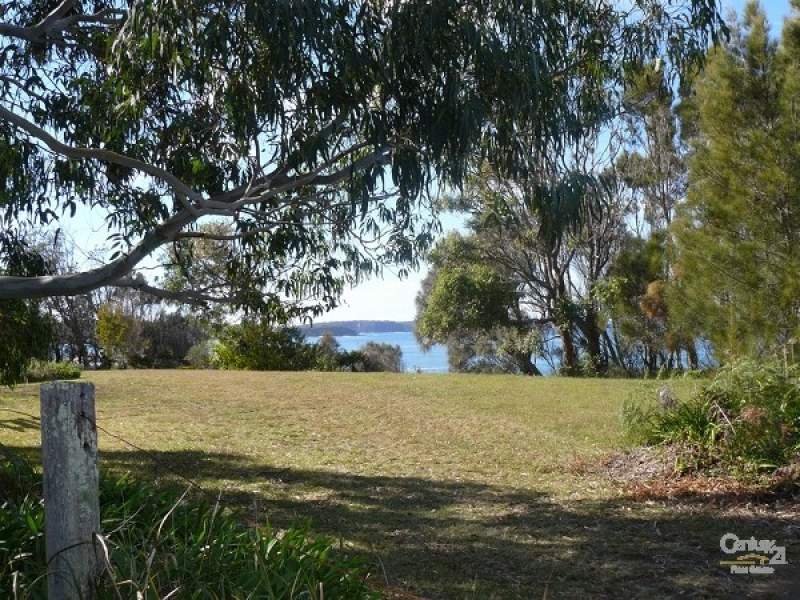 147 Parade, Mossy Point, NSW 2537