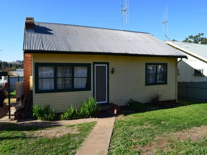 17 Coleman Road, Parkes, NSW 2870 - Property Details