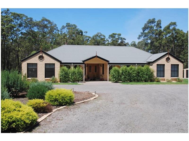 13 Merinda Way, Tapitallee, NSW 2540 Property Details