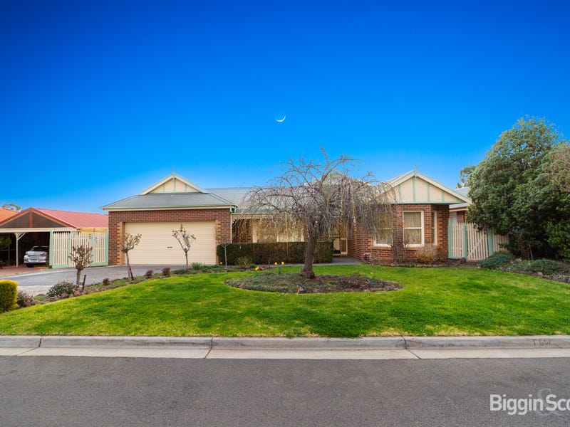 10 Darlingsford Boulevard, Melton, Vic 3337 Property Details