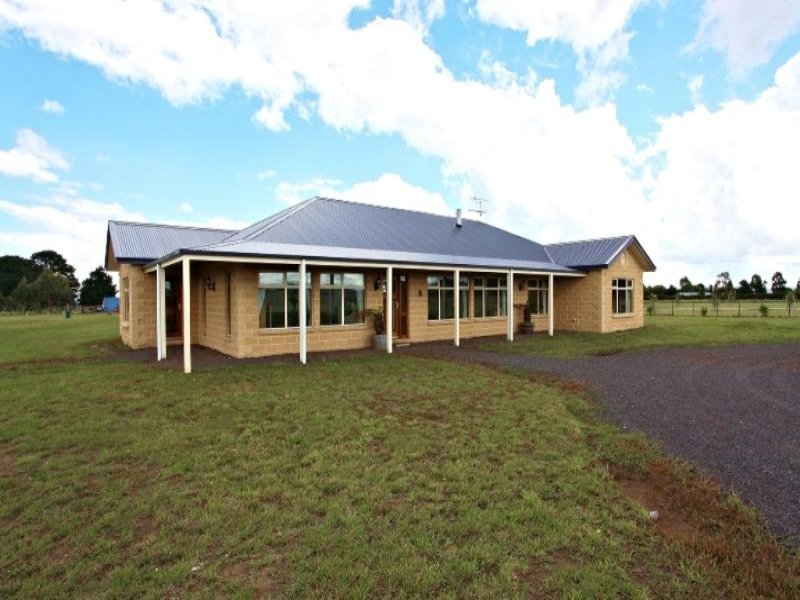 120 Muddy Lane, Myrniong, Vic 3341 Property Details