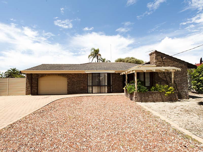 77 Fendam Street, Warnbro, WA 6169 Property Details