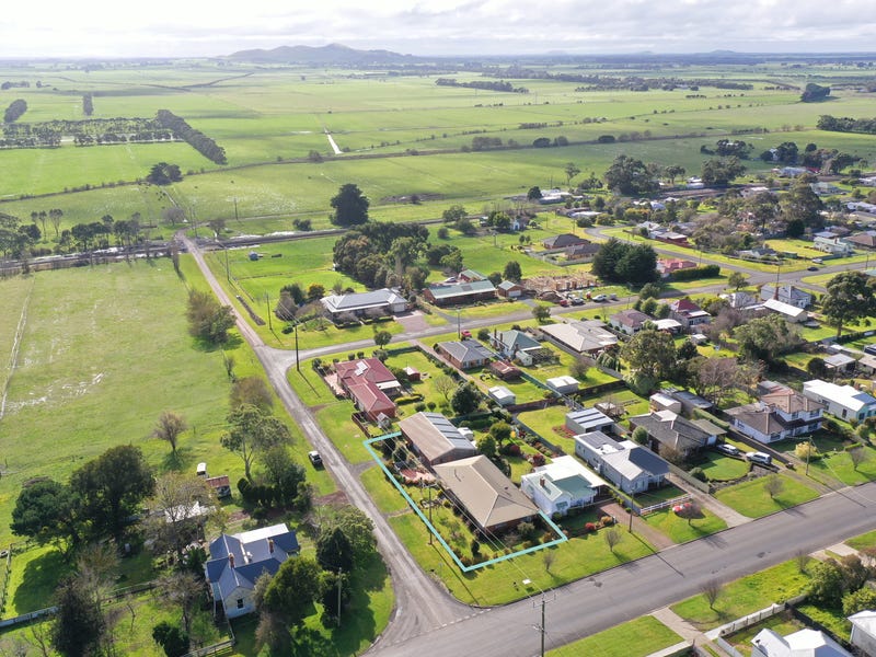154 Baynes Street, Terang, VIC 3264