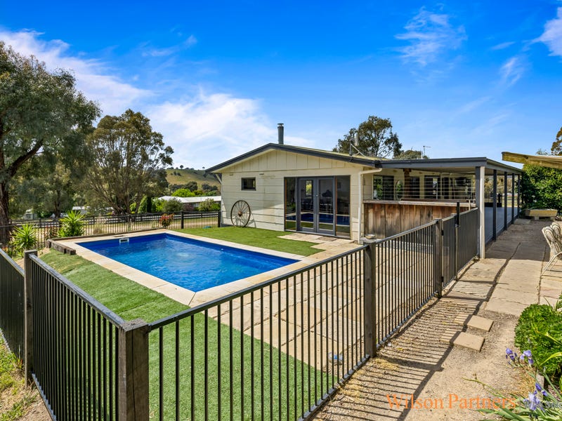 9 Station Street, Pyalong, Vic 3521 Property Details