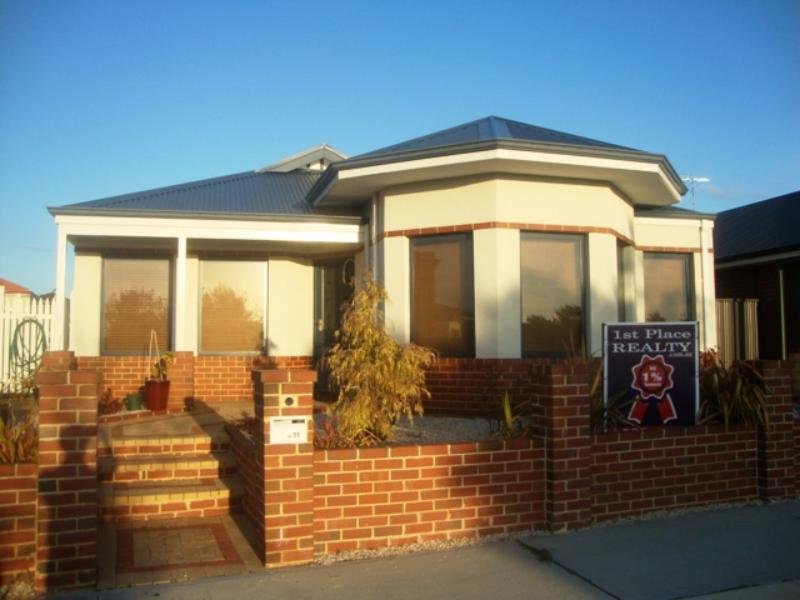11 Cougar Path, Rockingham, WA 6168 Property Details
