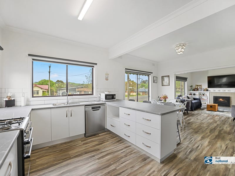 4 Scott Court, Korumburra, Vic 3950 Property Details