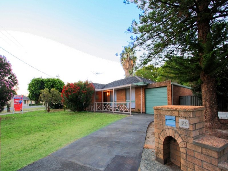 186 Bickley Road, Beckenham, WA 6107