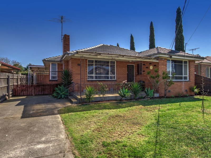 11 Chatsworth Avenue, Ardeer, VIC 3022