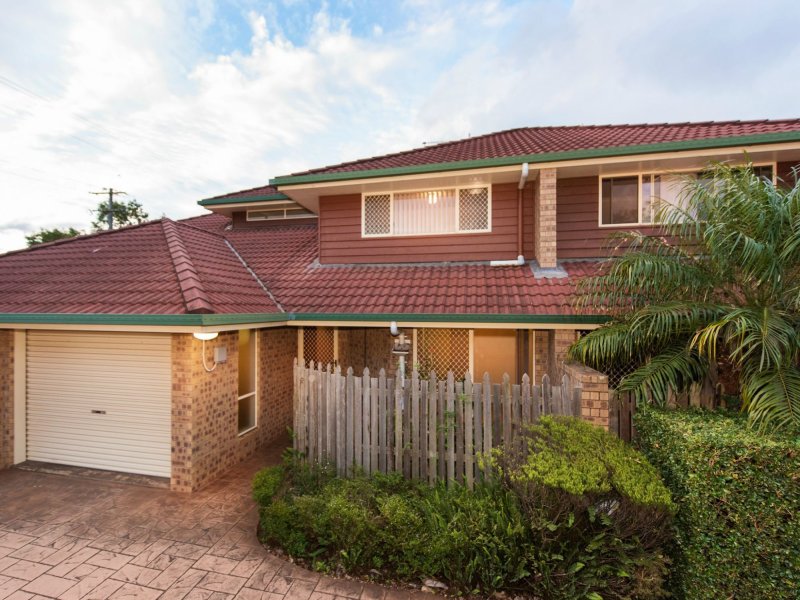 2/216 Geddes Street, South Toowoomba, QLD 4350