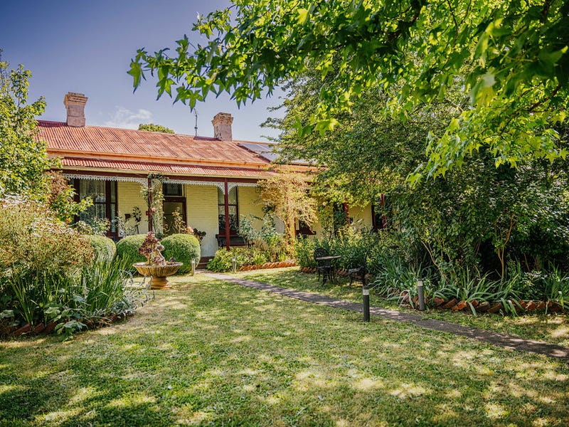 58 60 Raglan Street, Daylesford, Vic 3460 House for Sale