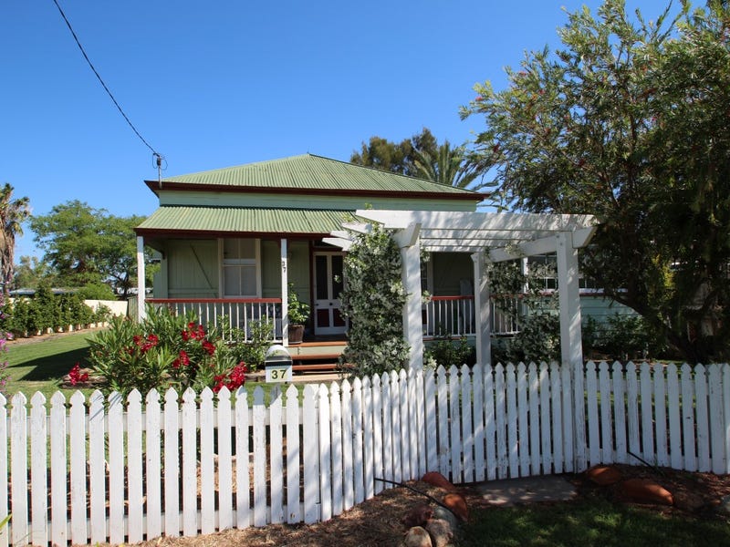 37 William Street, Roma, Qld 4455 House for Sale