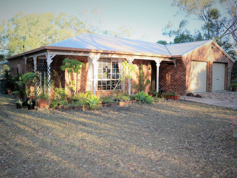 14 Hastings Street, Oakey, Qld 4401 Property Details