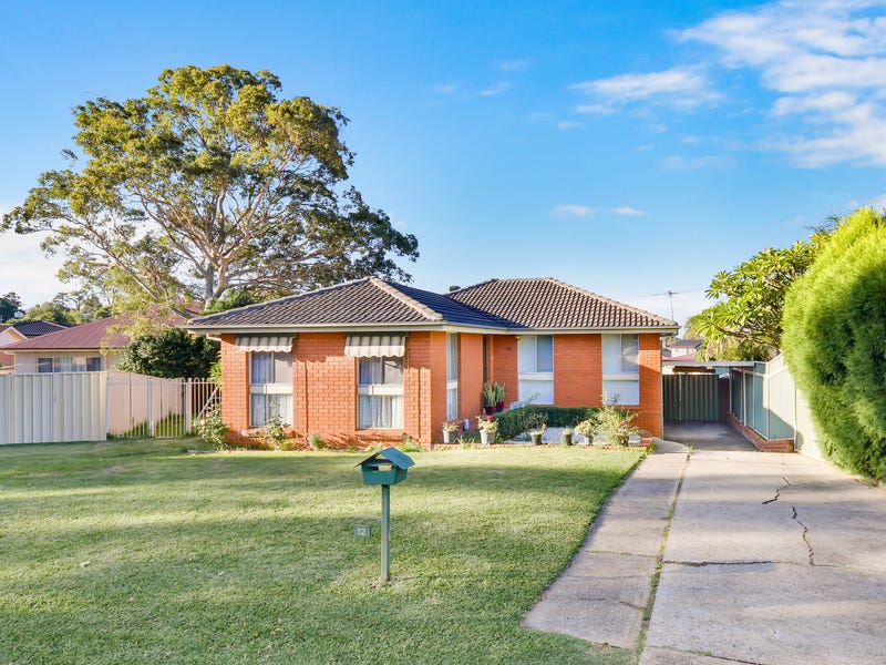 Houses for Sale in Glenfield, NSW 2167