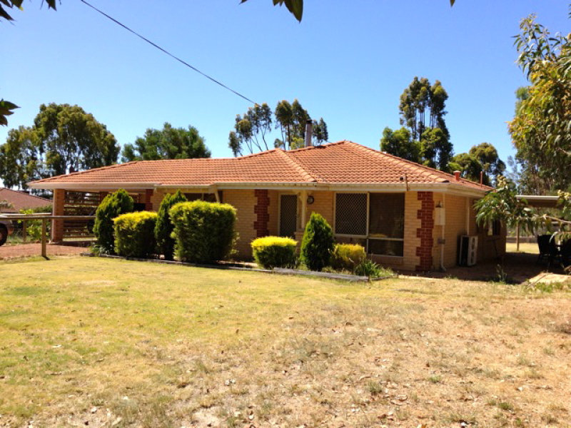 13 Greenstone Way, Boddington, WA 6390 Property Details