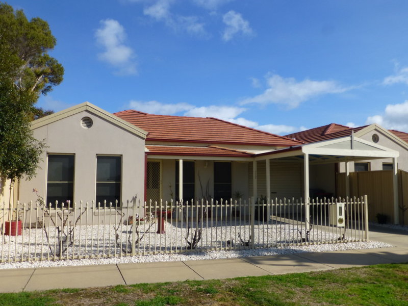 1 139 Stawell Street, Echuca, Vic 3564 Property Details