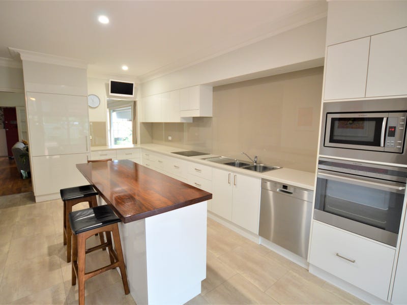 8 William Street, Forbes, NSW 2871 Property Details