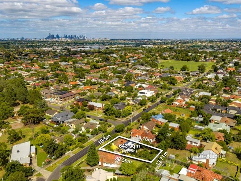 50 Hawker Street, Ivanhoe, Vic 3079 Property Details