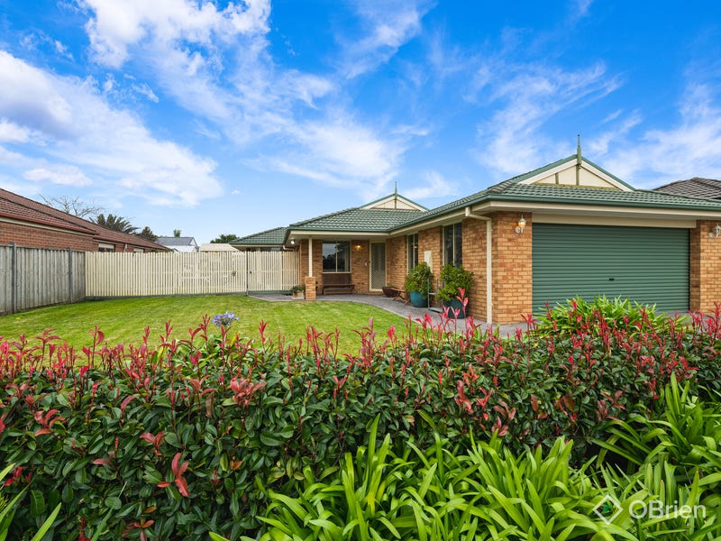 60 Marsh Grove, Berwick, Vic 3806 Property Details