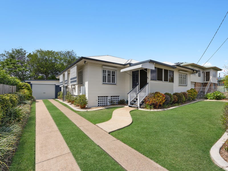 2 Molloy Street, Silkstone, Qld 4304 Property Details