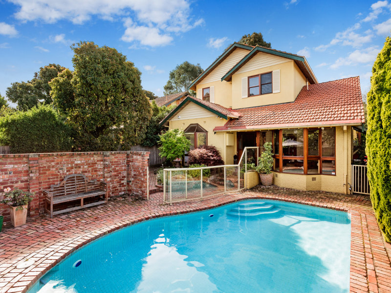 109 Linacre Road, Hampton, VIC 3188