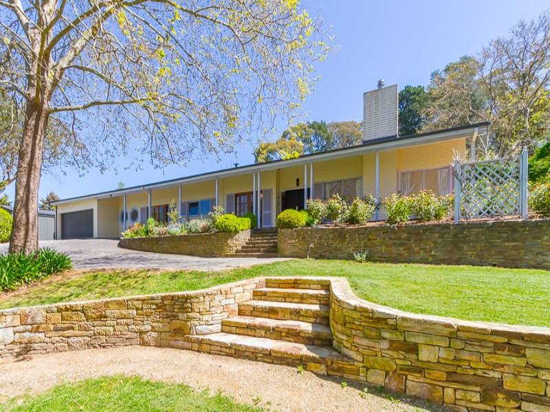 10 Bradshaw Avenue, Crafers, SA 5152 Property Details