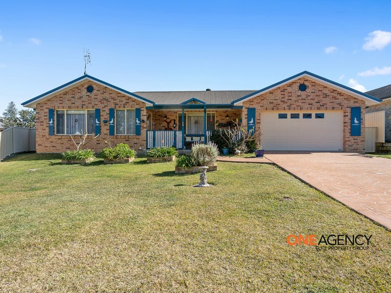 5 Doyle Place St Georges Basin Nsw 2540 Property Details