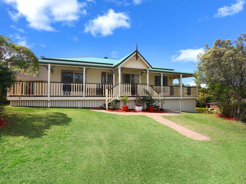 54 Pacific Pines Boulevard, Pacific Pines, QLD 4211