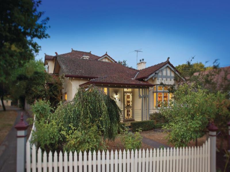 17 Matlock Street, Camberwell, Vic 3124 Property Details