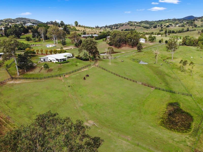 8 Country Lane, Mount Samson, QLD 4520