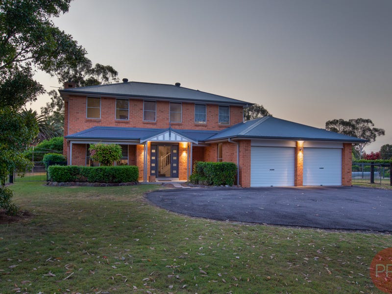 4 Freeman Drive, Lochinvar, NSW 2321 Property Details