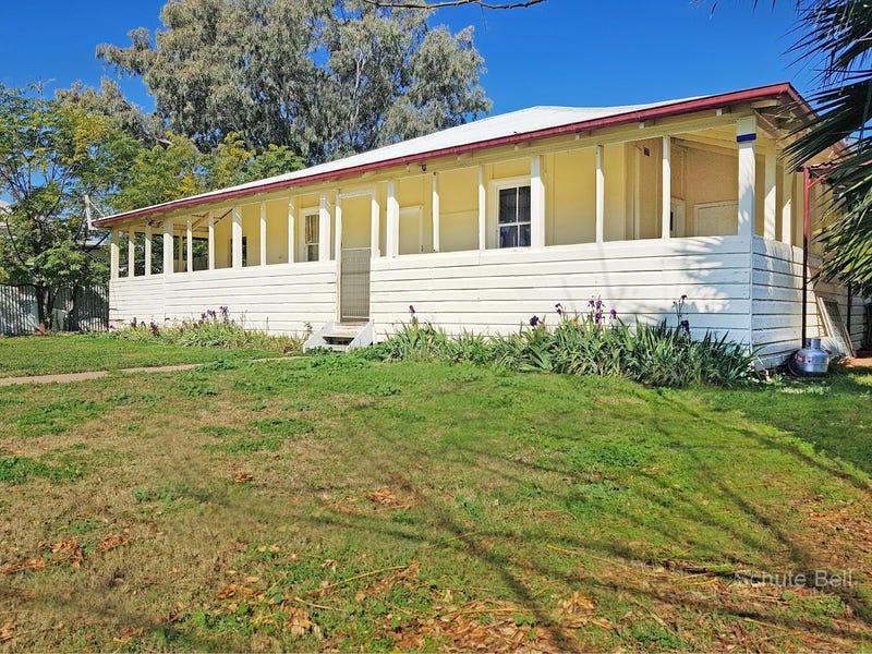 121 Bathurst St, Brewarrina, NSW 2839 Property Details