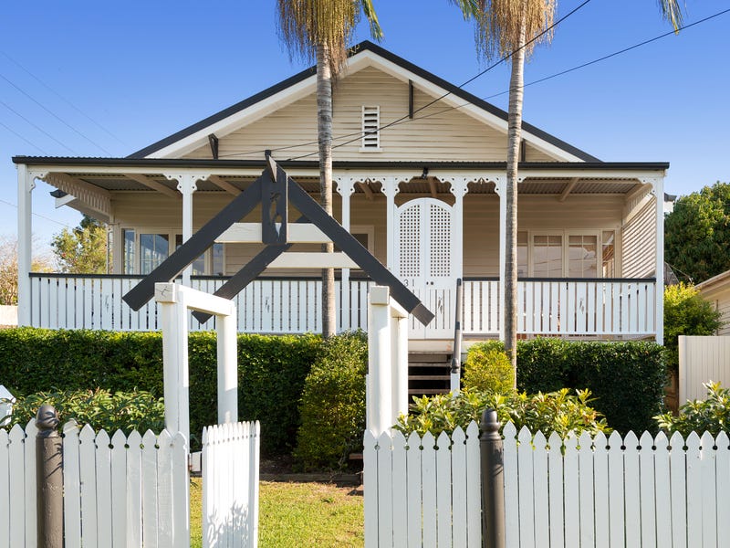 31 Waratah Avenue, Graceville, Qld 4075 Property Details