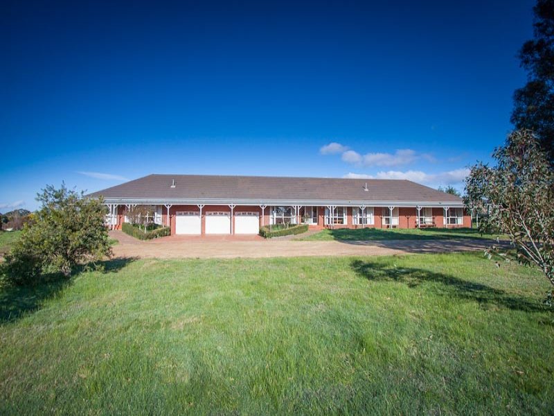 401 Black Range Road, Romsey, Vic 3434 Property Details