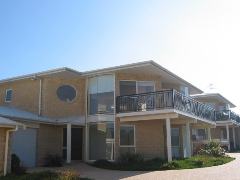 2/5 Scarborough Street, Inverloch, VIC 3996