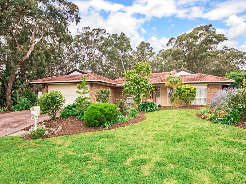 35 Horseshoe Drive, Woodcroft, SA 5162