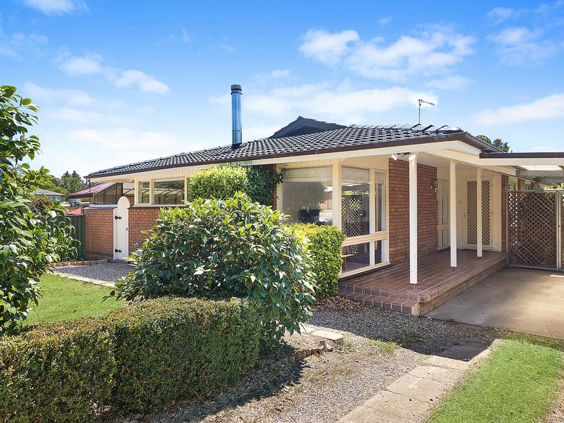 6 Mcdonald Avenue, Cooma, NSW 2630