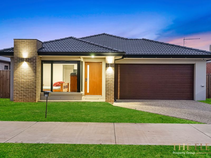 130 Stonehill Drive, Maddingley, Vic 3340 Property Details