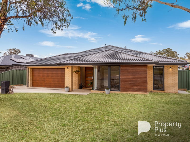 107 Harmony Way, Harcourt, Vic 3453 House for Sale