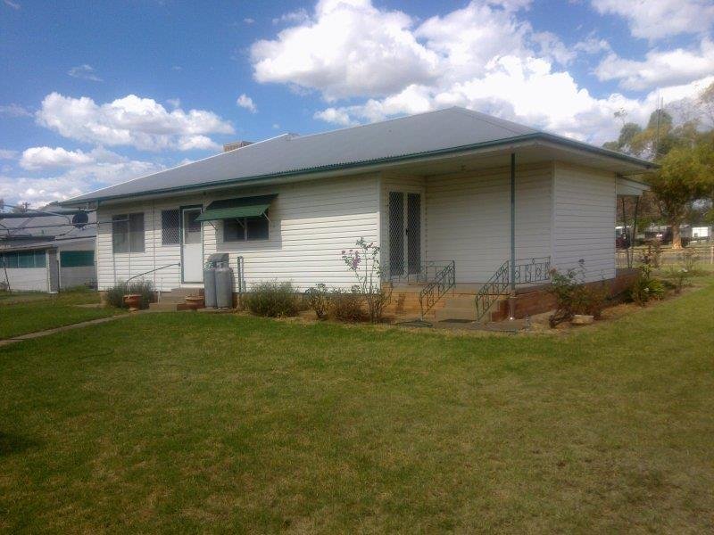 28 Coonamble St, Gulargambone, NSW 2828 Property Details