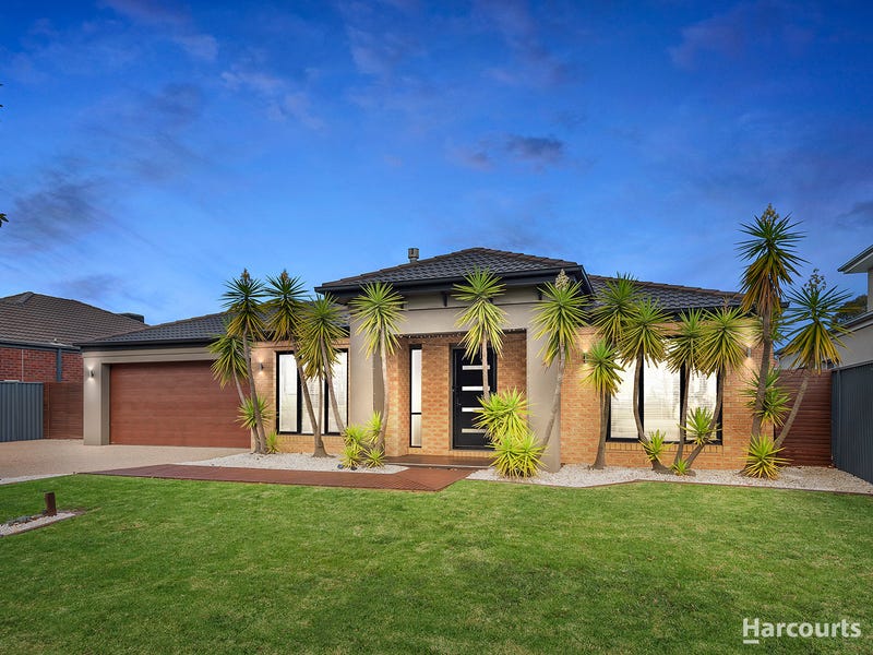 110 Shearwater Drive, Pakenham, Vic 3810 Property Details