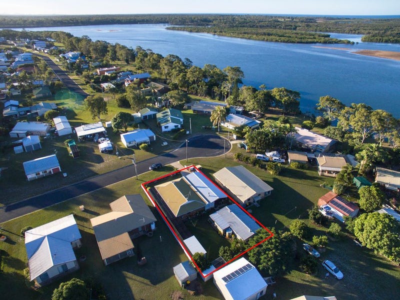 10 Wattle Street, Winfield, Qld 4670 Property Details