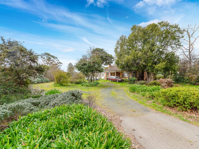 10 Adelaide Road, Mount Barker, SA 5251