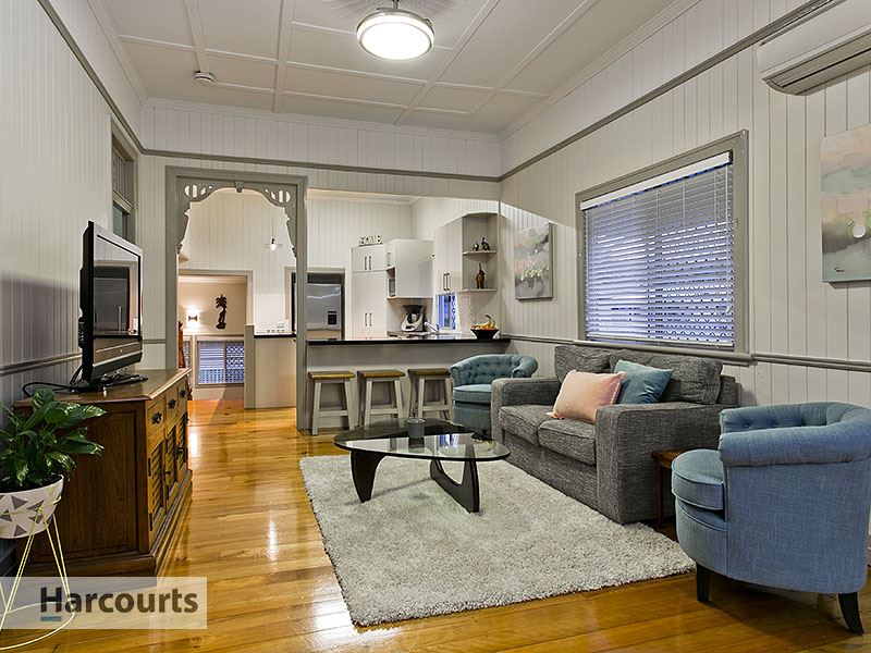 52 June Street, Mitchelton, Qld 4053 Property Details