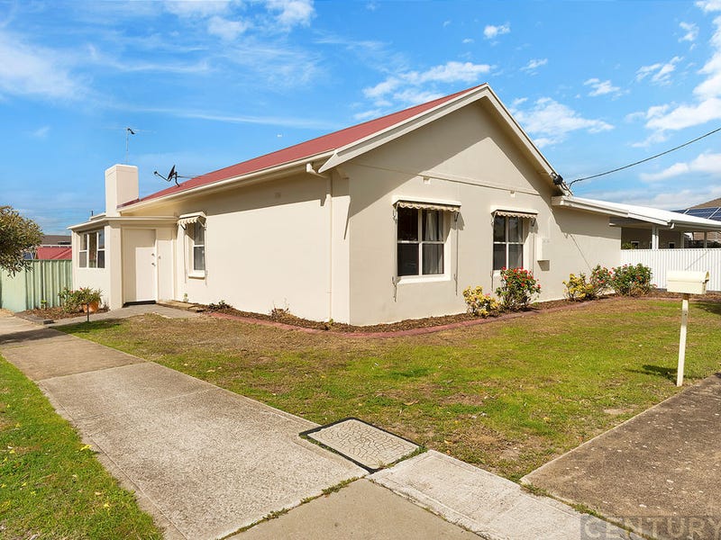 4 The Strand, Largs North, SA 5016