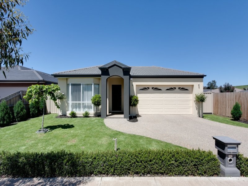 4 Taponga Way, Whittlesea, Vic 3757 Property Details