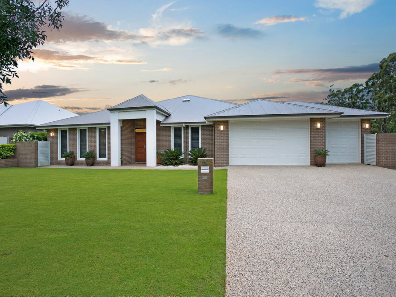 5 Caithness Court, Middle Ridge, Qld 4350